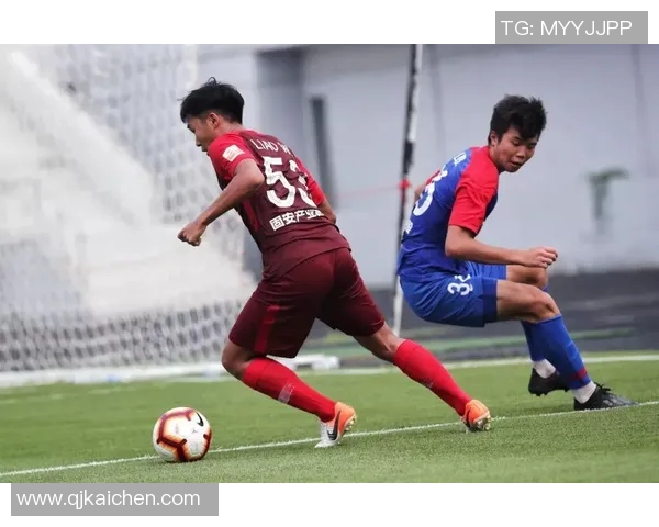 重庆足球队以86分稳居冠军赛积分榜首位争夺荣誉在即